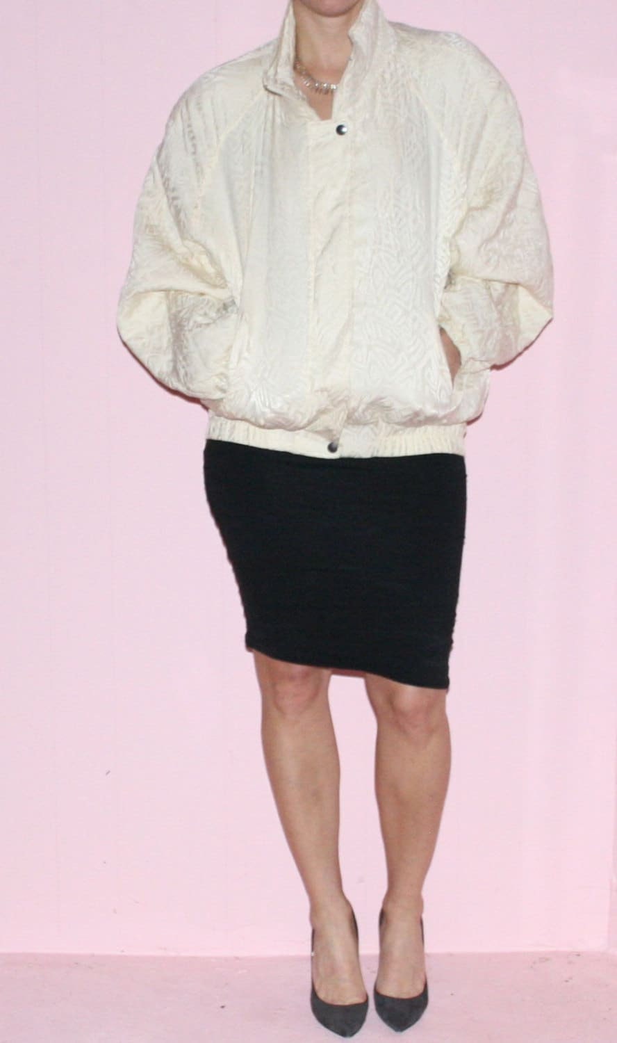 White Silk/ Bomber Jacket/PUFF Coat/ Large