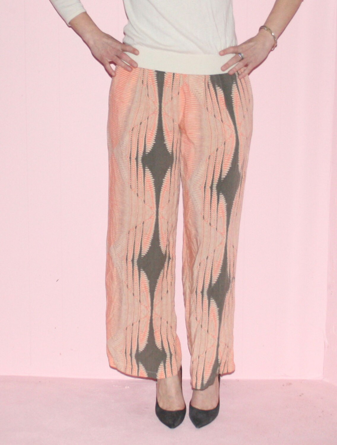 Cropped Pants/ Beach Print/ Tropical/Medium